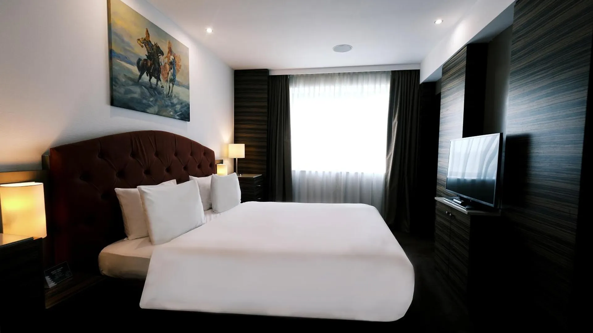 Holiday Inn Almaty By Ihg 4*,  Kazakstan