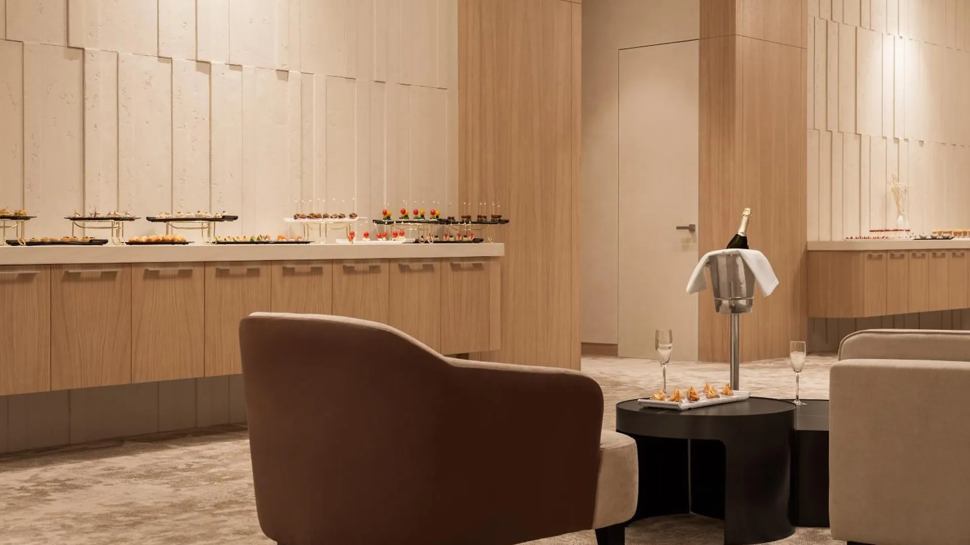 Holiday Inn Almaty By Ihg Hotel