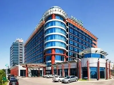 Holiday Inn Almaty By Ihg 4*,  Kazachstán